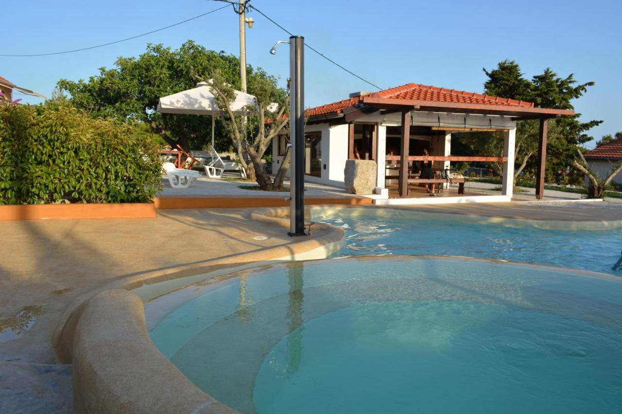 Apartments Goran Vir Exterior photo
