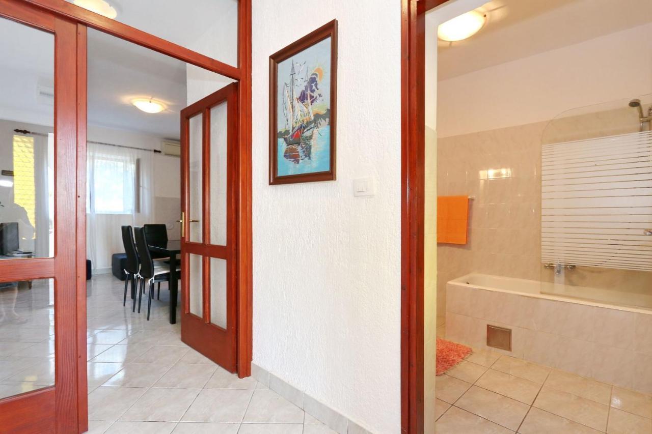 Apartments Goran Vir Exterior photo