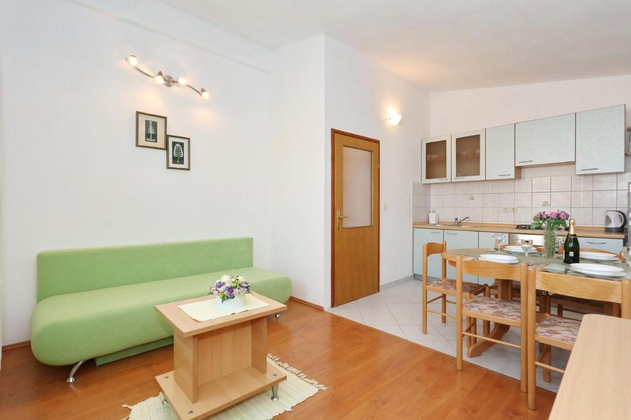 Apartments Goran Vir Exterior photo