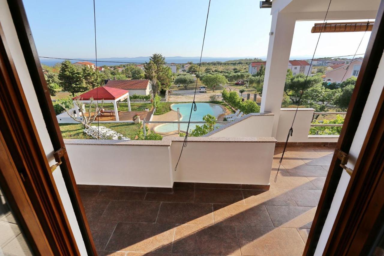 Apartments Goran Vir Exterior photo